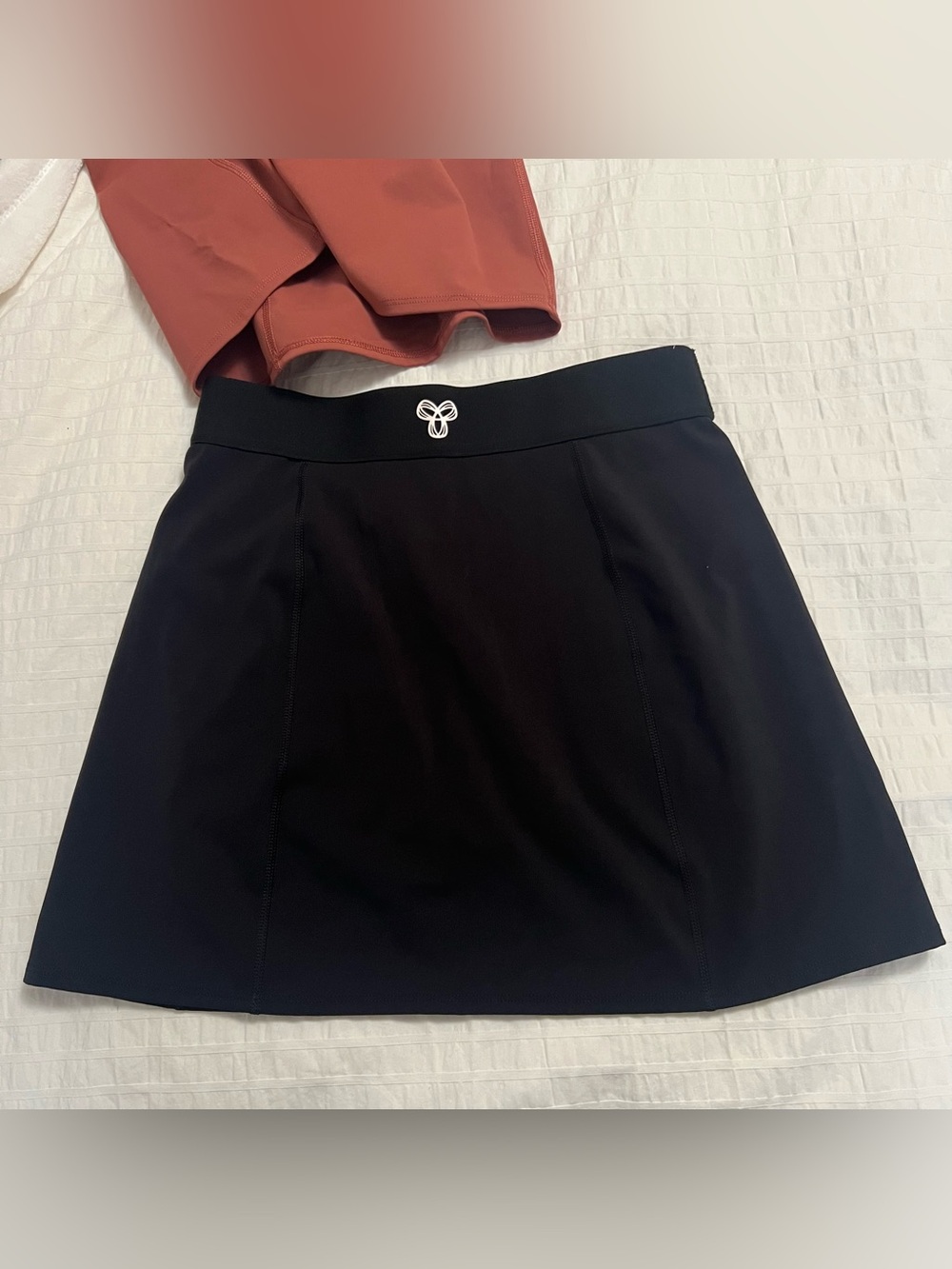 Aritzia Tna TnaSLICK Court Mini Tennis Athletic Skirt - Lot of 2 - Picture 3 of 12